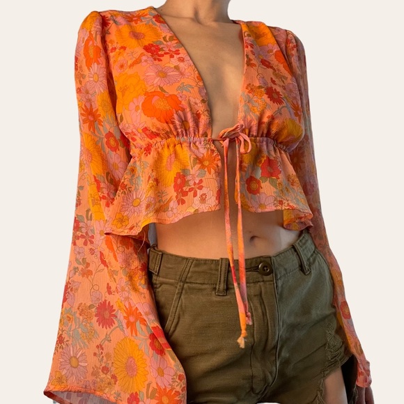 Wild Fable Tie Waist Crop Top 💕 - Picture 8 of 12